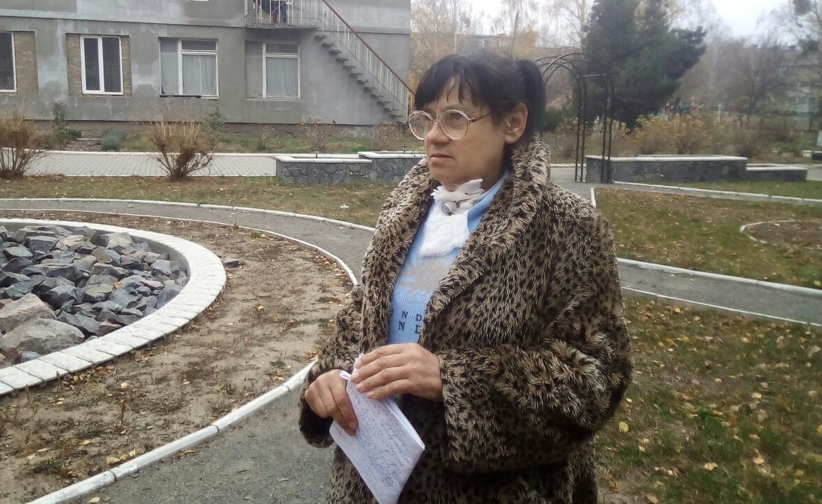 Без операції та рідних