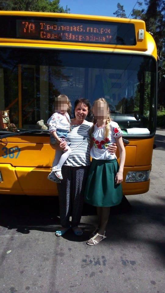 Водій тролейбуса Олена Шаренко каже, що про себе в той момент зовсім не думала і так само вчинила б удруге.
